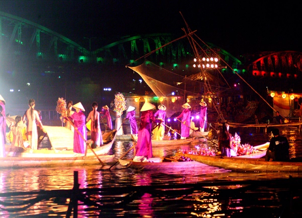 ĐÀ NẴNG - HUẾ – PHONG NHA/ĐỘNG THIÊN ĐƯỜNG 2 NGÀY 1 ĐÊM